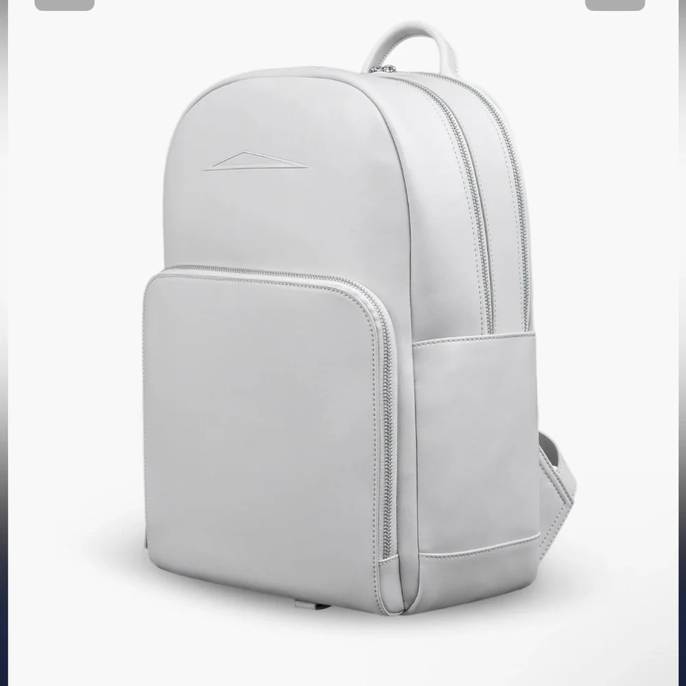 Tesla Cybertruck Elevate Backpack w box - Picture 1 of 5